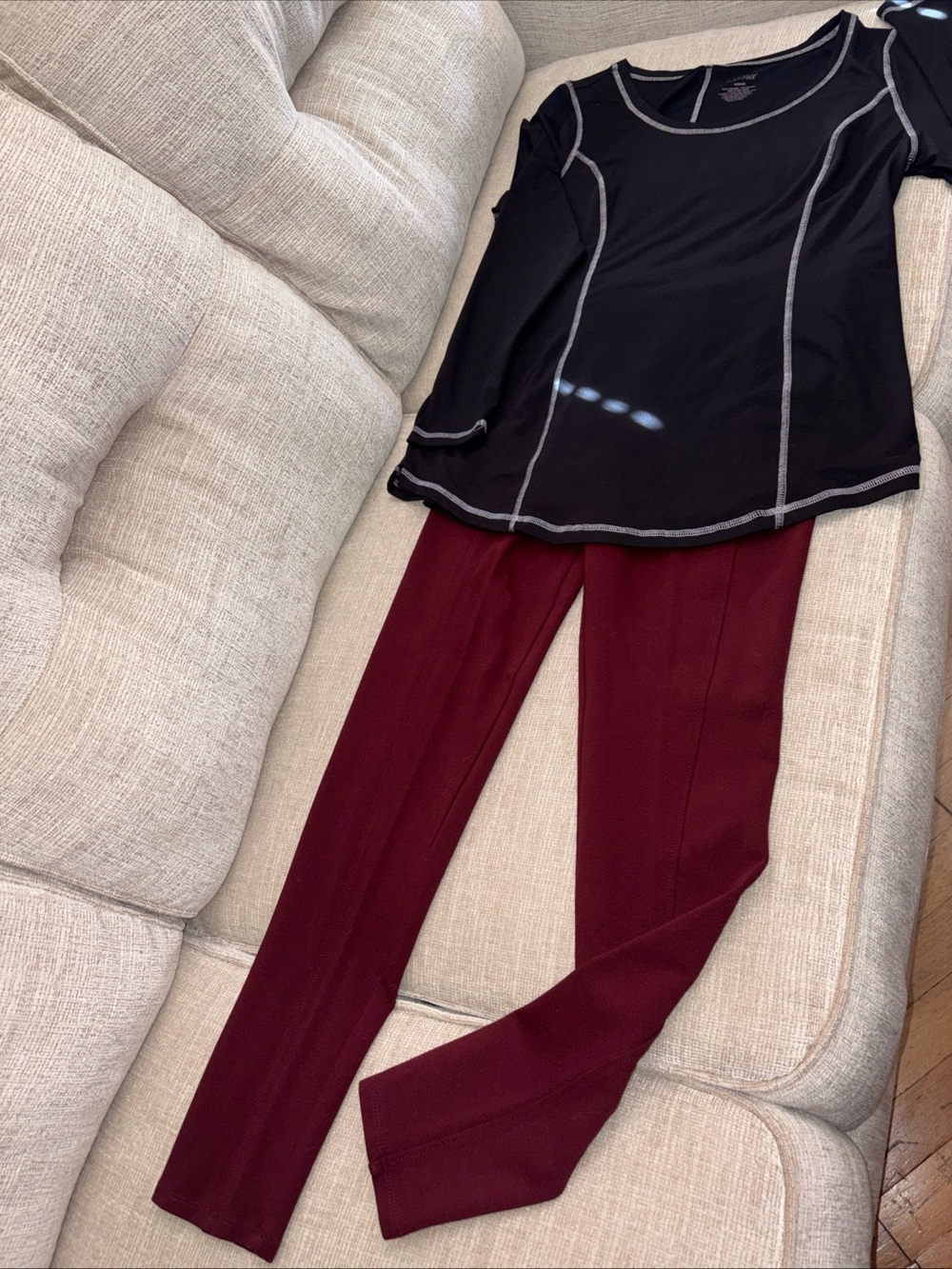 Altard State Burgundy Leggings Sz L & Soma Blck Top Sz M yoga set
